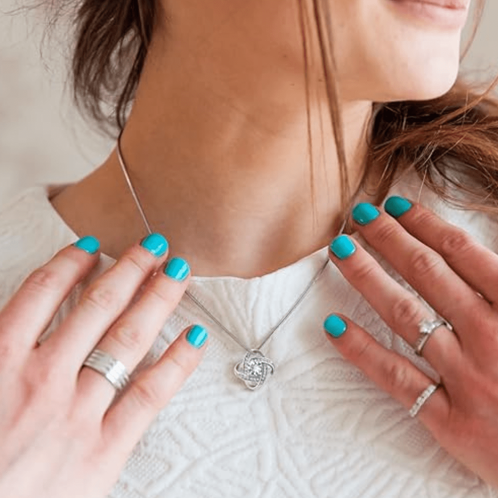 Old Lion's Wisdom: Necklace Gift Set for Daughter